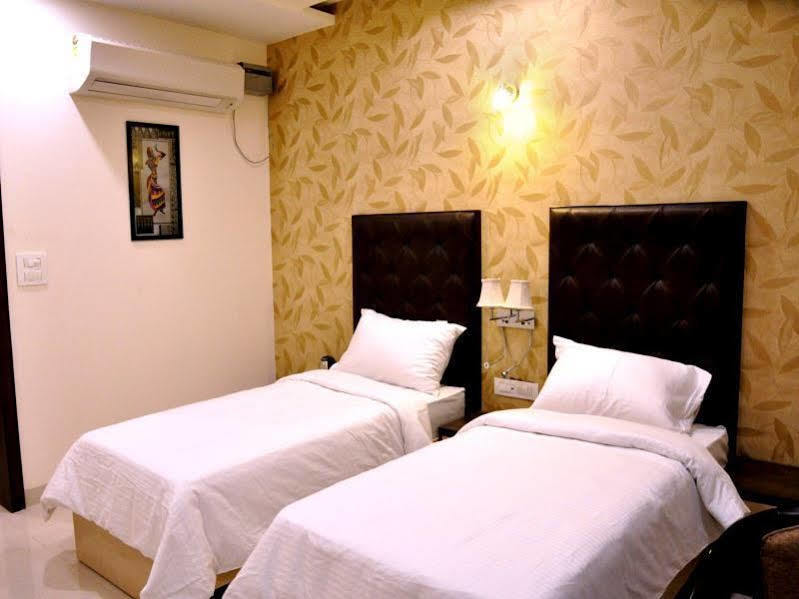 Bellevue Hotell Gwalior Eksteriør bilde